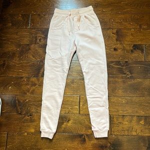 Zyia ladies joggers size XS- color is a peachy pink